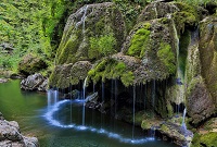 آبشار طبیعی_رومانی_bigar waterfall